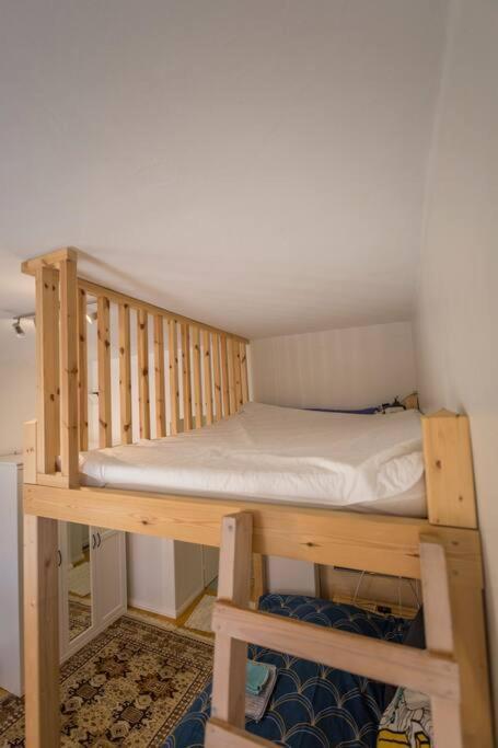 A Lovely Apartment Near Railway Station And Arena. Tampere Zewnętrze zdjęcie